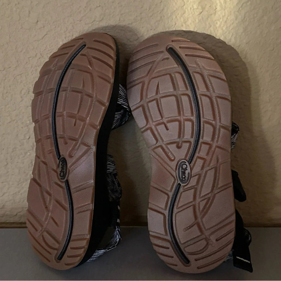 Chaco Z2 Classic Sport Sandals, Black, Women's 5 - Picture 6 of 6
